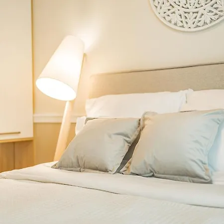 Apartment Przy Plazy - Z Prywatnym Ogrodkiem Rezydencja