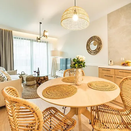 Apartment Przy Plazy - Z Prywatnym Ogrodkiem Rezydencja *